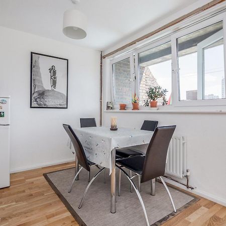 4-Bedroom Flat Near Bigben,Parliament & London Eye Екстер'єр фото